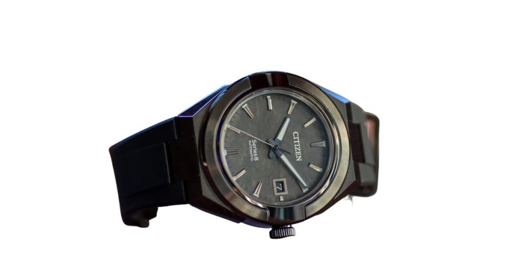 Classic and Modern Black Watches for Men’s